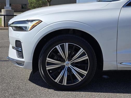 2022 Volvo XC60 B5 Inscription