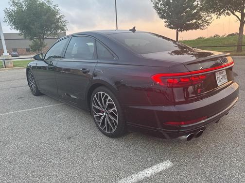 2021 Audi S8 4.0T quattro