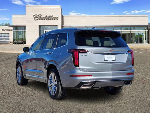 2025 Cadillac XT6 Premium Luxury AWD