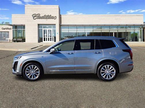 2025 Cadillac XT6 Premium Luxury AWD