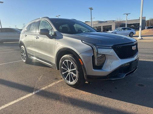 2024 Cadillac XT4 Sport