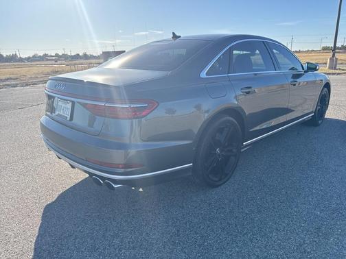 2020 Audi S8 4.0T quattro