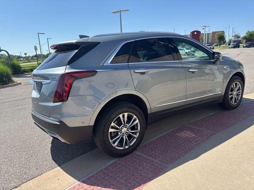 Silver Metallic 2023 Cadillac XT5 Premium Luxury