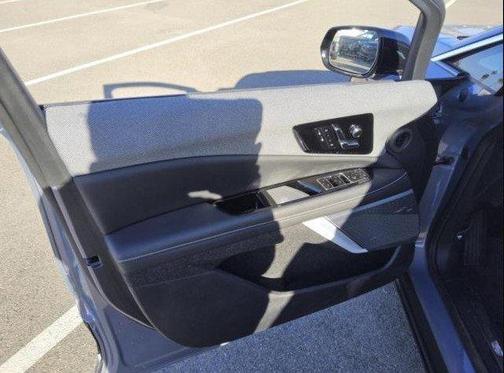 2025 Cadillac OPTIQ Luxury