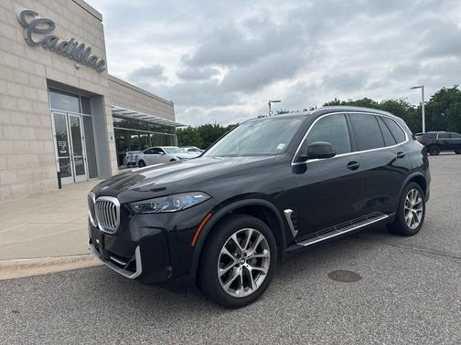 Black Sapphire Metallic 2025 BMW X5 sDrive40i