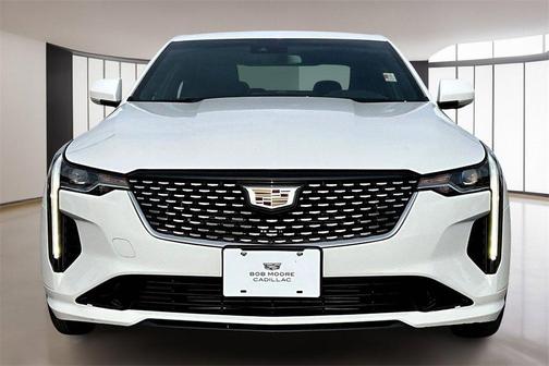 2024 Cadillac CT4 Luxury