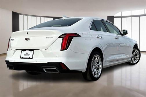 2024 Cadillac CT4 Luxury