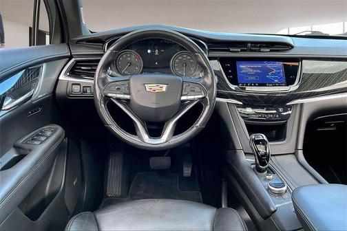 2022 Cadillac XT6 Premium Luxury FWD