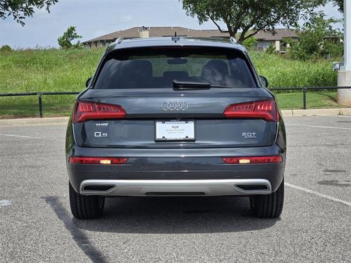 2018 Audi Q5 2.0T Prestige