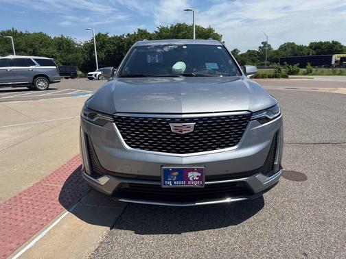 Silver Metallic 2025 Cadillac XT6 Premium Luxury FWD