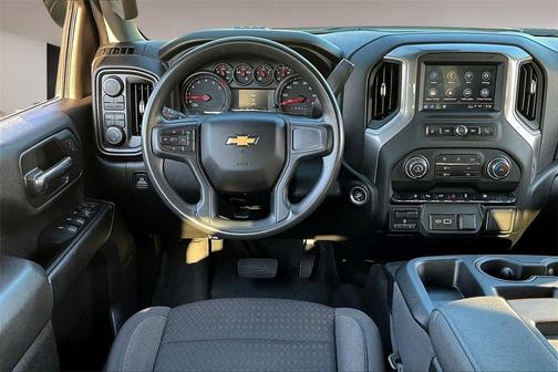 2024 Chevrolet Silverado 2500 Custom