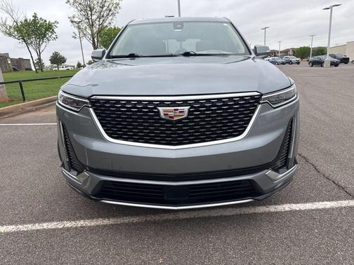 Silver Metallic 2023 Cadillac XT6 Premium Luxury AWD