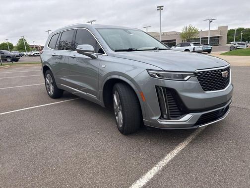 Silver Metallic 2023 Cadillac XT6 Premium Luxury AWD