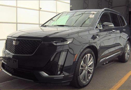 2025 Cadillac XT6 Premium Luxury FWD