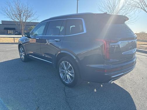 2025 Cadillac XT6 Premium Luxury FWD