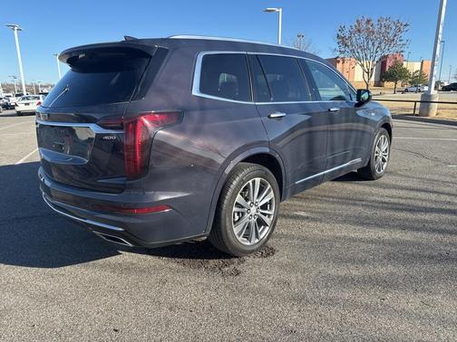 2025 Cadillac XT6 Premium Luxury FWD