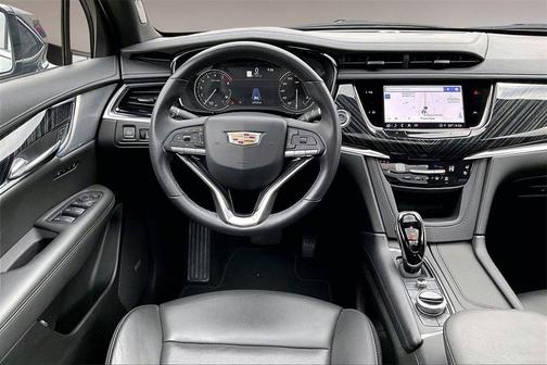 2025 Cadillac XT6 Premium Luxury FWD