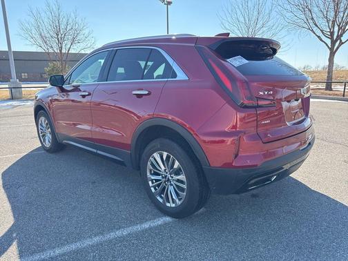 2024 Cadillac XT4 Premium Luxury