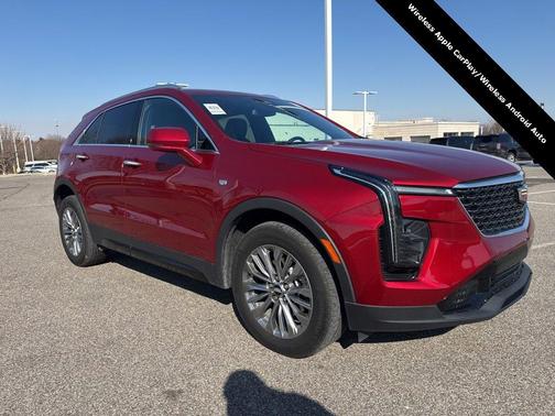 2024 Cadillac XT4 Premium Luxury