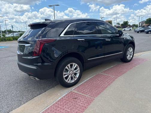 Stellar Black Metallic 2023 Cadillac XT5 Luxury