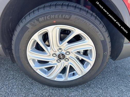 2025 Lincoln Corsair Premiere