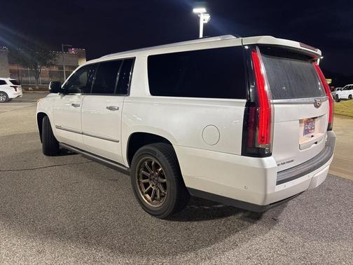 2019 Cadillac Escalade ESV Platinum