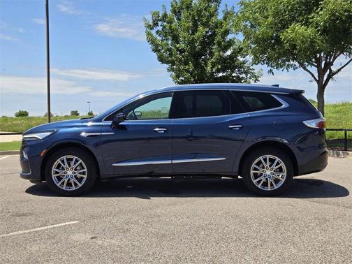 2022 Buick Enclave Premium