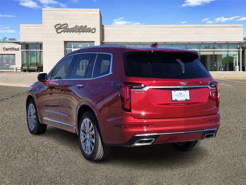 2025 Cadillac XT6 Premium Luxury FWD