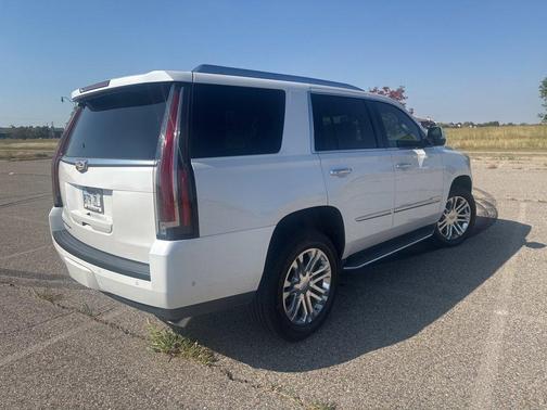 2018 Cadillac Escalade Standard