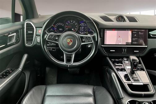 2021 Porsche Cayenne Base