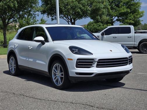 2021 Porsche Cayenne Base