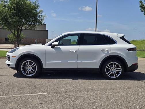2021 Porsche Cayenne Base