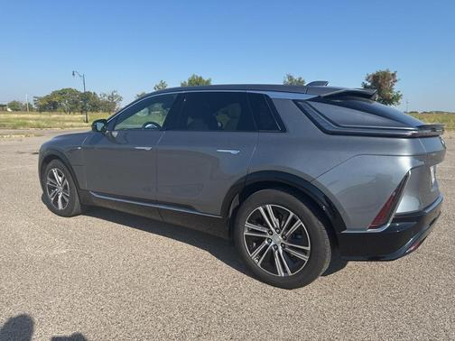 2023 Cadillac LYRIQ Luxury