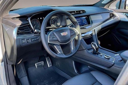 2026 Cadillac XT5 Sport