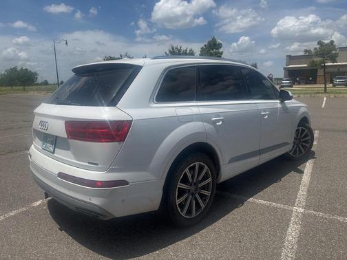 2019 Audi Q7 55 Prestige