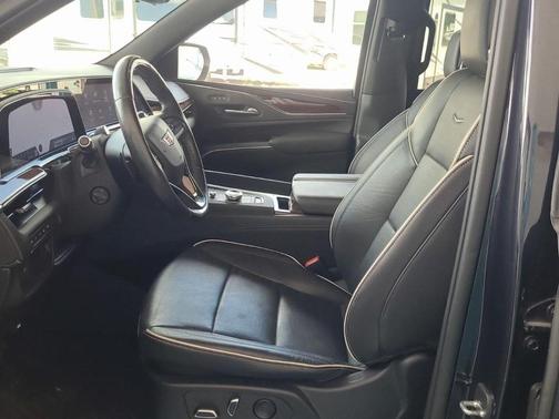 2022 Cadillac Escalade ESV Premium Luxury