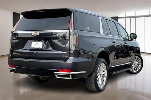 2022 Cadillac Escalade ESV Premium Luxury