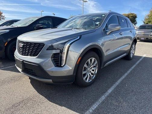 2023 Cadillac XT4 Premium Luxury