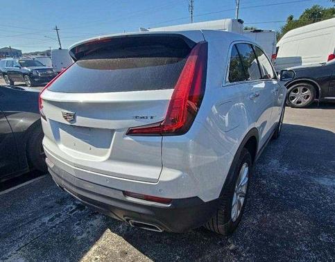 Crystal White Tri-Coat 2023 Cadillac XT4 Luxury