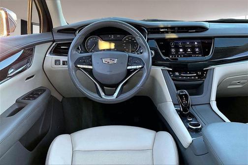 2022 Cadillac XT6 Premium Luxury AWD