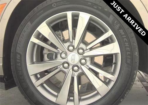 2022 Cadillac XT6 Premium Luxury AWD