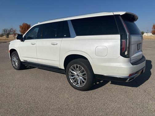 2021 Cadillac Escalade ESV Premium Luxury