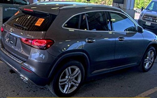 Mountain Gray Metallic 2021 Mercedes-Benz GLA 250 Base 4MATIC