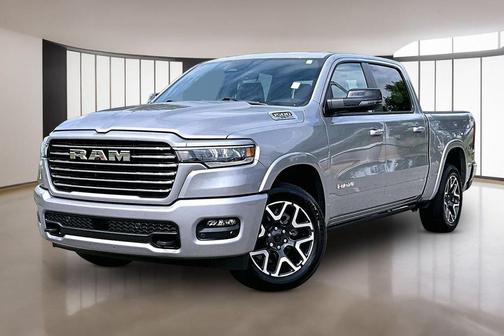 Billet Silver Metallic Clearcoat 2025 RAM 1500 Laramie