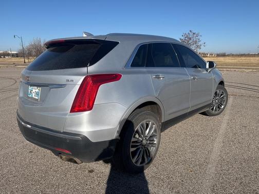 2017 Cadillac XT5 Premium Luxury