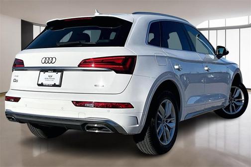 2023 Audi Q5 45 S line quattro Premium