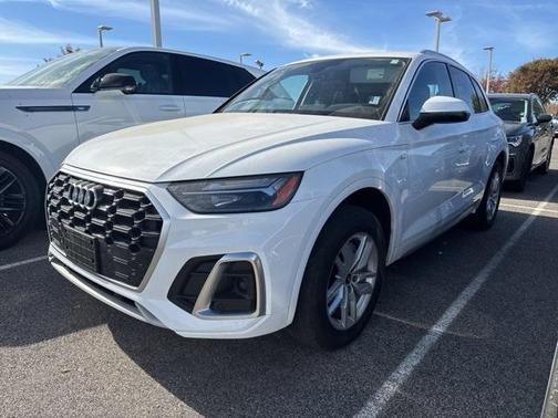 2023 Audi Q5 45 S line quattro Premium