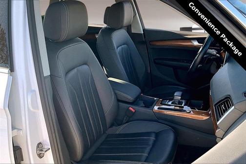 2023 Audi Q5 45 S line quattro Premium