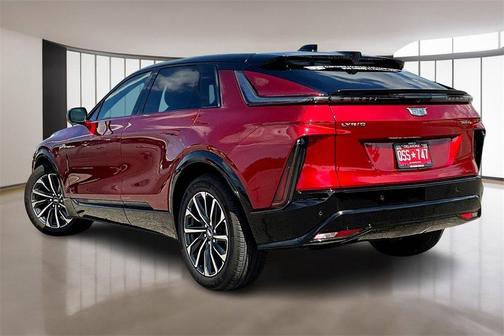 2025 Cadillac LYRIQ Sport