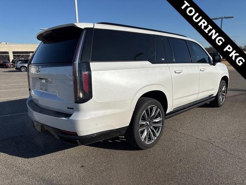 2022 Cadillac Escalade ESV Sport